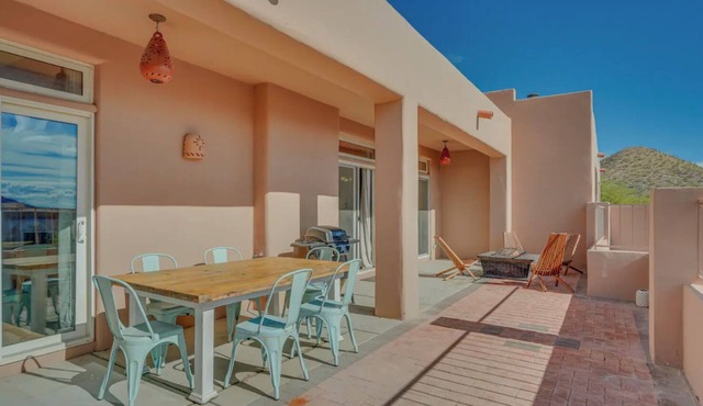 Spacious 2BR in Tucson Foothills - WiFi, AC, Golf & Hiking Nearby