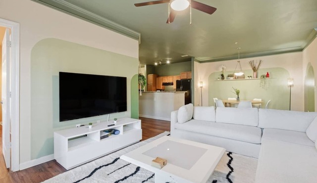 Spacious 2BR Retreat | King Beds | Pool & 24/7 Gym