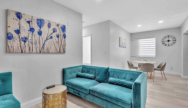 Spacious 2BR in Bay Harbor Islands near beach, Bal Harbour Shops, and dining