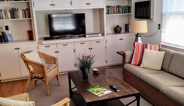 Spacious 2nd Floor Apartment, with its own entrance and off-street parking.