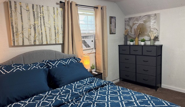 Spacious 3–4BR Home Perfect for Families Groups, Workers & Extended Stays.