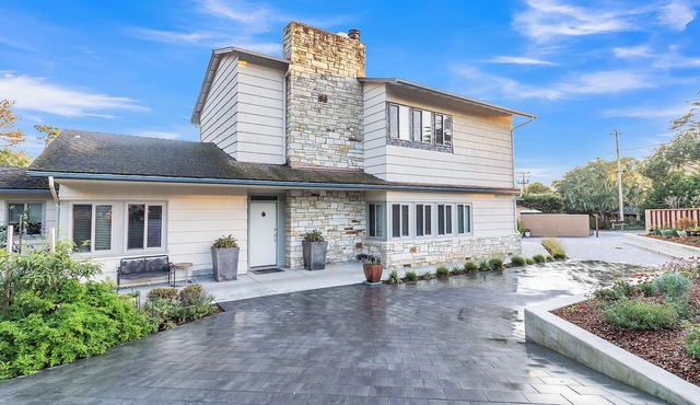 Spacious 3-Bedroom, Walk to Downtown Carmel-By-The-Sea!