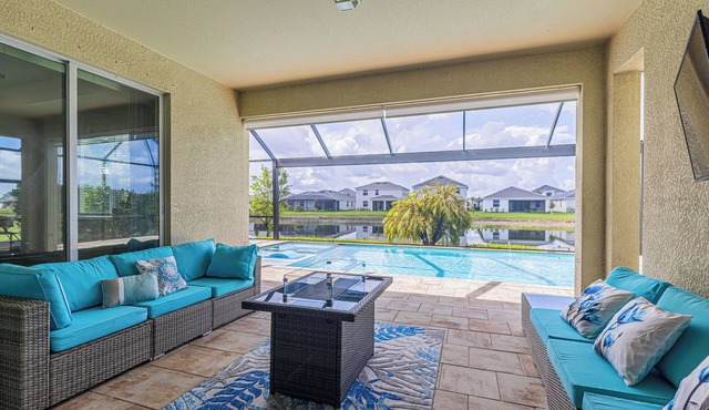 Spacious 3 Bed/3 Bath Pool Home