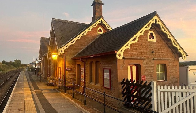 Spacious 3 bed apartment - pet friendly - Scotsman a spotless & unique 3 bed cottage with EV & free parking near lakes