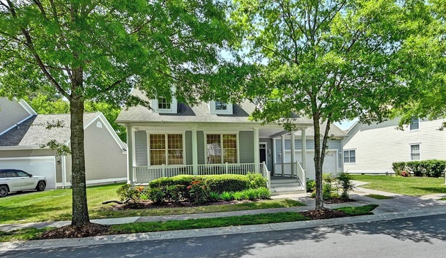 Spacious 3 bed, dog friendly home in the Bear Trap Dunes community! Indoor and outdoor pool, beach shuttle service, WIFI, tennis and more!