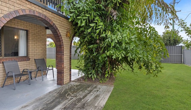 Spacious 3-Bed Home with Large Balcony