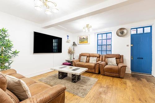 Spacious 3-Bed House near Liverpool St