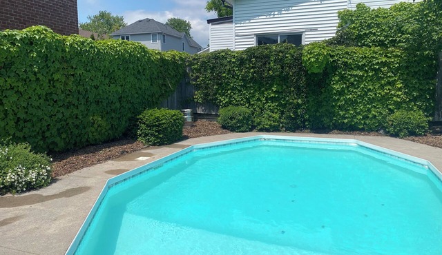 Spacious 3-bedroom Home in Downtown Wellington with in Ground Pool and parking!