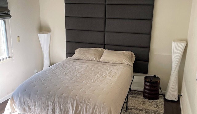 Spacious 3 bedroom House Among the Trees