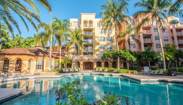Spacious 3 Bedroom 2 bathroom Condo in Miami near beach and entertainment.