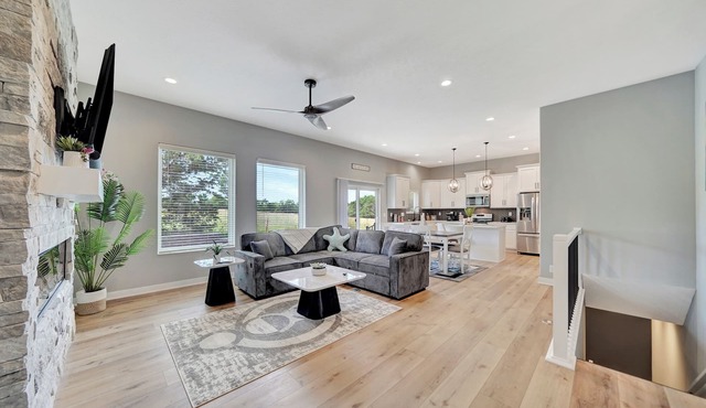 Spacious 3 Bedroom, 3 Bath Pine Meadows Townhome