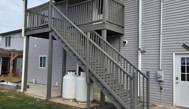 Spacious 3-bedroom apartment in tranquil Howard with ac