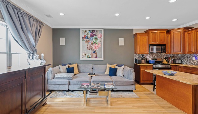Spacious 3-bedroom condo in beautiful Hackensack NJ 12 minutes from FIFA stadium