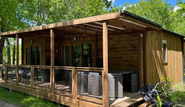 Spacious 3-Bedroom Chalet with Terrace