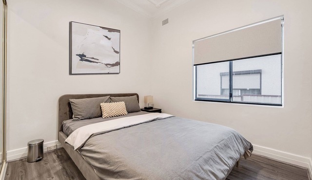 Spacious 3-Bedroom Family Home in Concord's Heart!