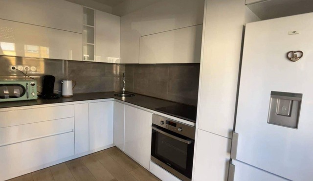 Spacious 3-Bedroom Apartment Near Basel Airport