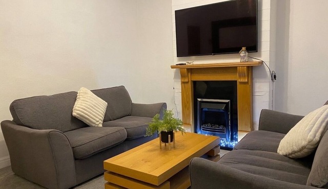 Spacious 3 bedroom House in Sheffield