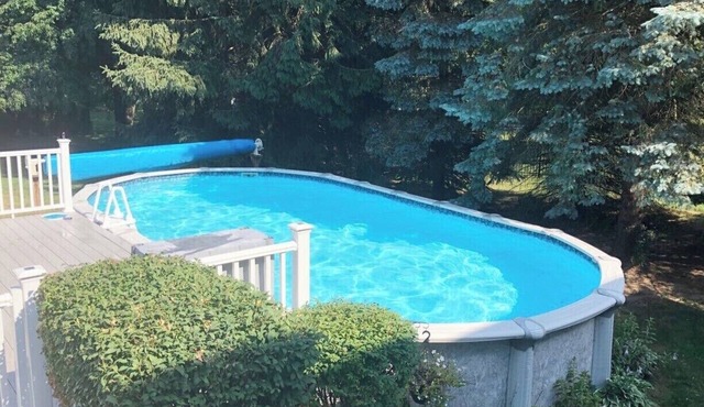 Spacious 3 Bedroom Home Close to Stoney Creek