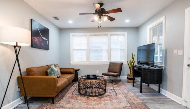 Spacious 3 Bedroom Home w/ Outdoor Patio