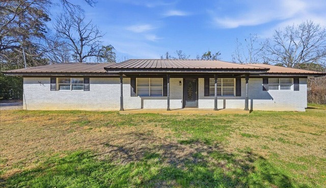 Spacious 3 bedroom home in Vidor