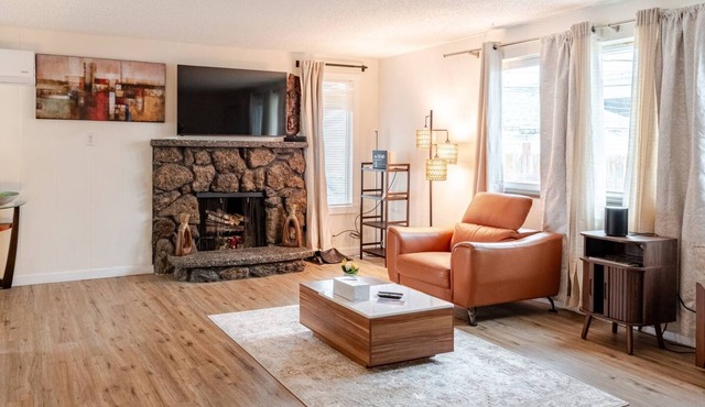 Spacious 3-bedroom house in beautiful Spokane with Fitness/Office room.