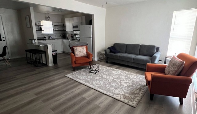 Spacious 3-Bedroom Retreat -Perfect for Family and Groups