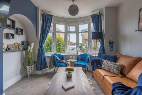 Spacious 3-Bedroom Stunning Southampton House with Garden & Parking, City Centre Retreat, Great for Families by Blue Puffin Stays