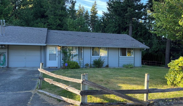 Spacious 3-bedroom apartment in enjoyable Bonney Lake
