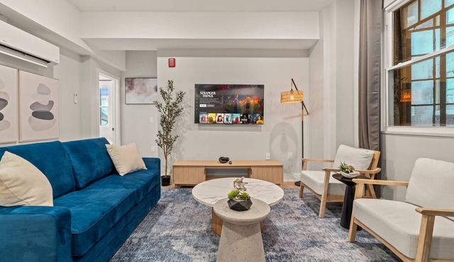 Spacious 3-Bedroom Retreat in Center City