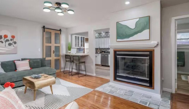 Spacious 3-bedroom home with pool in St. Robert