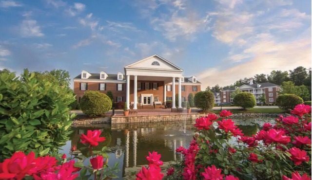 Spacious 3-bedroom villa in Williamsburg. Close to all major area attractions!