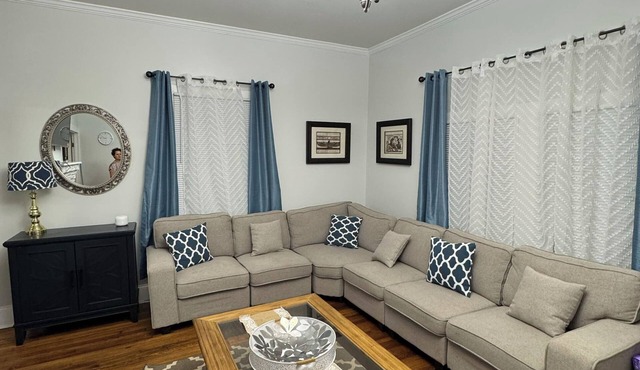 Spacious 3-BR Bungalow with Full Amenities Near University Area