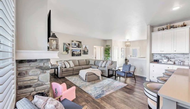 Spacious 3-BR Home near Lambeau!