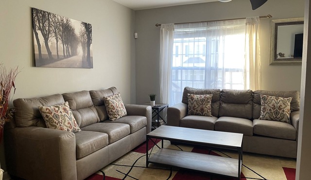 Spacious 3 level Townhome in prime location! Tvs & fans in all 4 bedrooms!