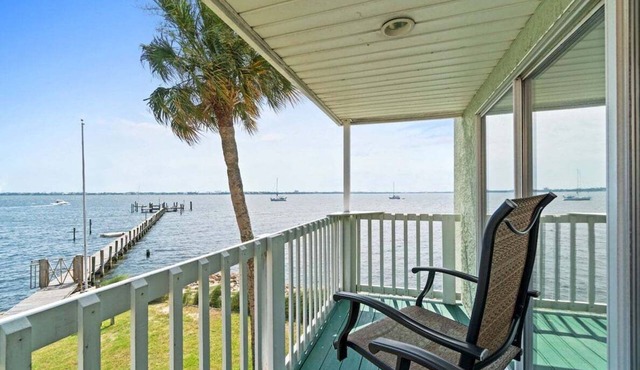 Spacious 3-Story Bayfront Home Perfect for Family Fun & Relaxation