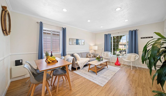Spacious 3BDR Home Near Manhattan Beach