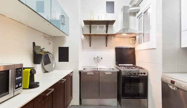 Spacious 3bed apartment in BCN Centre