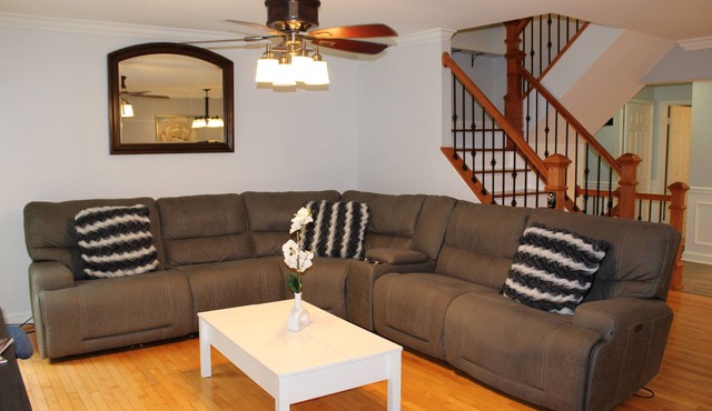 Spacious 3BR/2.5BA Home in White Oak, Silver Spring – Prime Location!