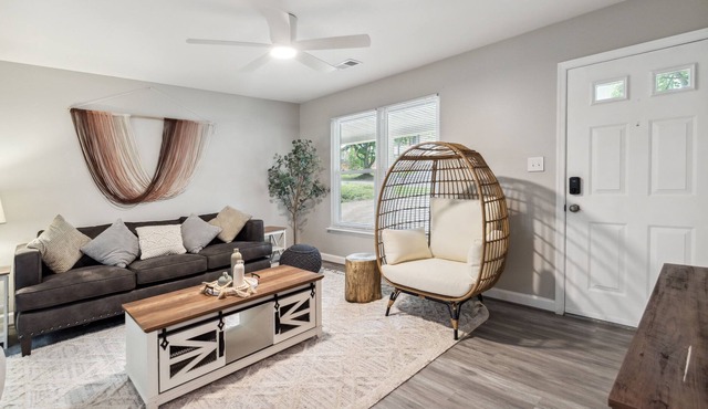 Spacious 3BR/2BA Newly Renovated + Centrally Located, Near BWI