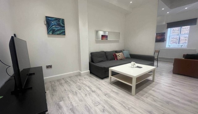 Spacious 3BR/2BA w/lift - Central Maida Vale