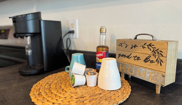 Spacious 3BR 3BA above Brewery, Pizza Shop & Arcade 5 mins to DT Indy