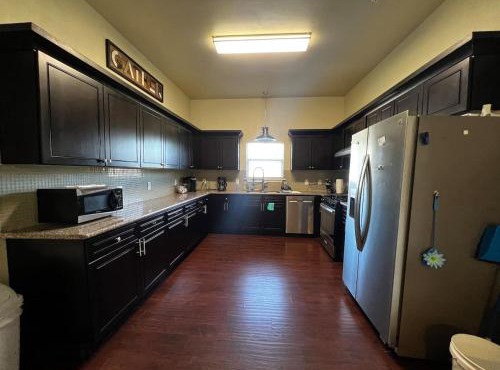 Spacious 3BR 3BA Sleeps 10 5 Min to River Walk