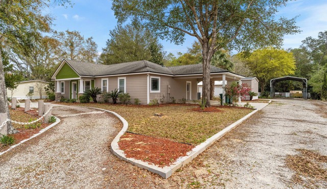 Spacious 3BR and Boat parking@ Central River Golf Club