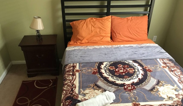 Spacious 3BR Apt, Minutes to EWR/Penn,Close to NYC