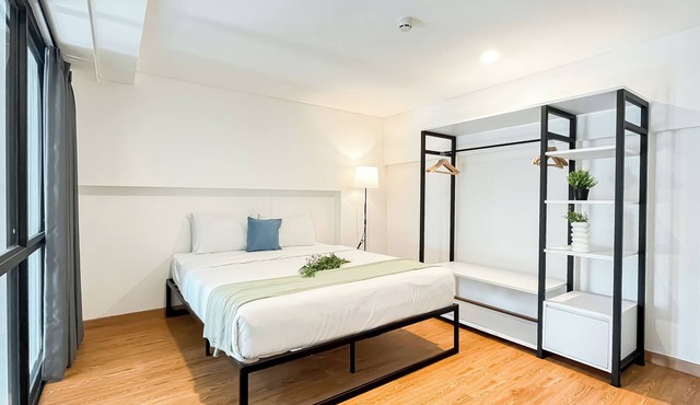 Spacious 3Br At Kingland Avenue Apartment