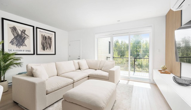Spacious 3BR Condo – Stylish & Comfortable