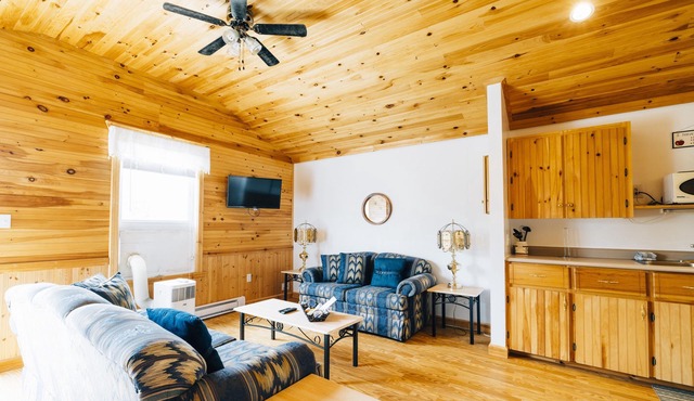 Spacious 3BR Cottage near Cavendish Beach Resort | Family Fun Park | WiFi | BBQ