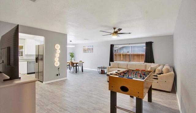 Spacious 3BR Family Getaway Near Gulf Beaches