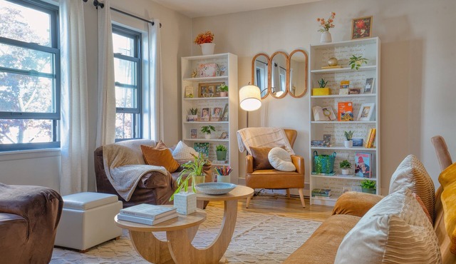 Spacious 3BR Flatbush Condo w/King + 2 Queens | Sleeps 6