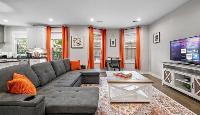 Spacious 3BR for 10 | Prime Boston Location